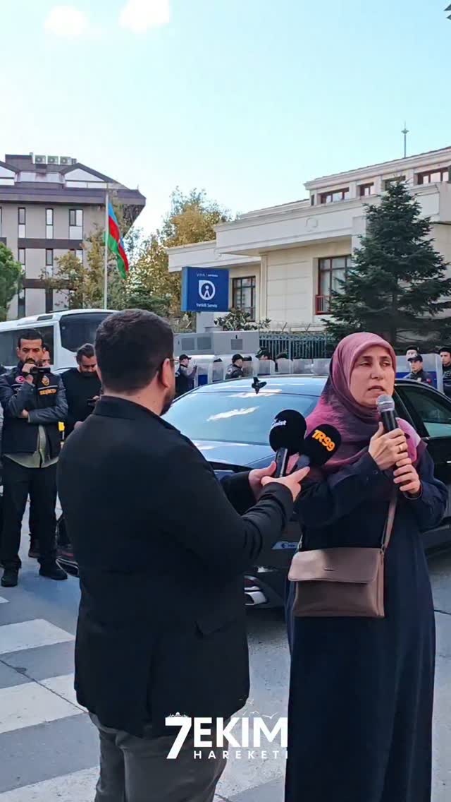 7 Ekim Hareketi olarak, Azerbaycan'da hayata geçirilmeye çalışılan başörtüsü yasaklama girişimini protesto…